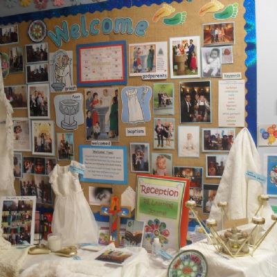 'Come and See' class displays
